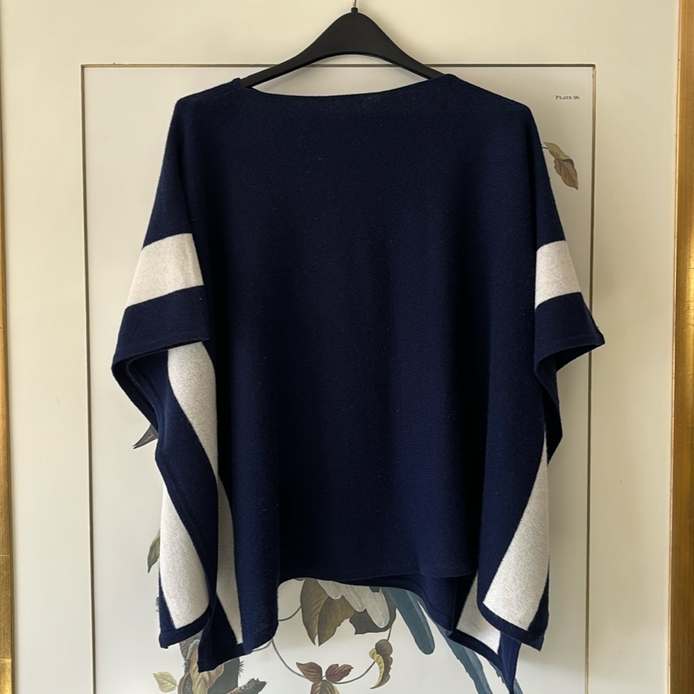 Kinross cashmere poncho